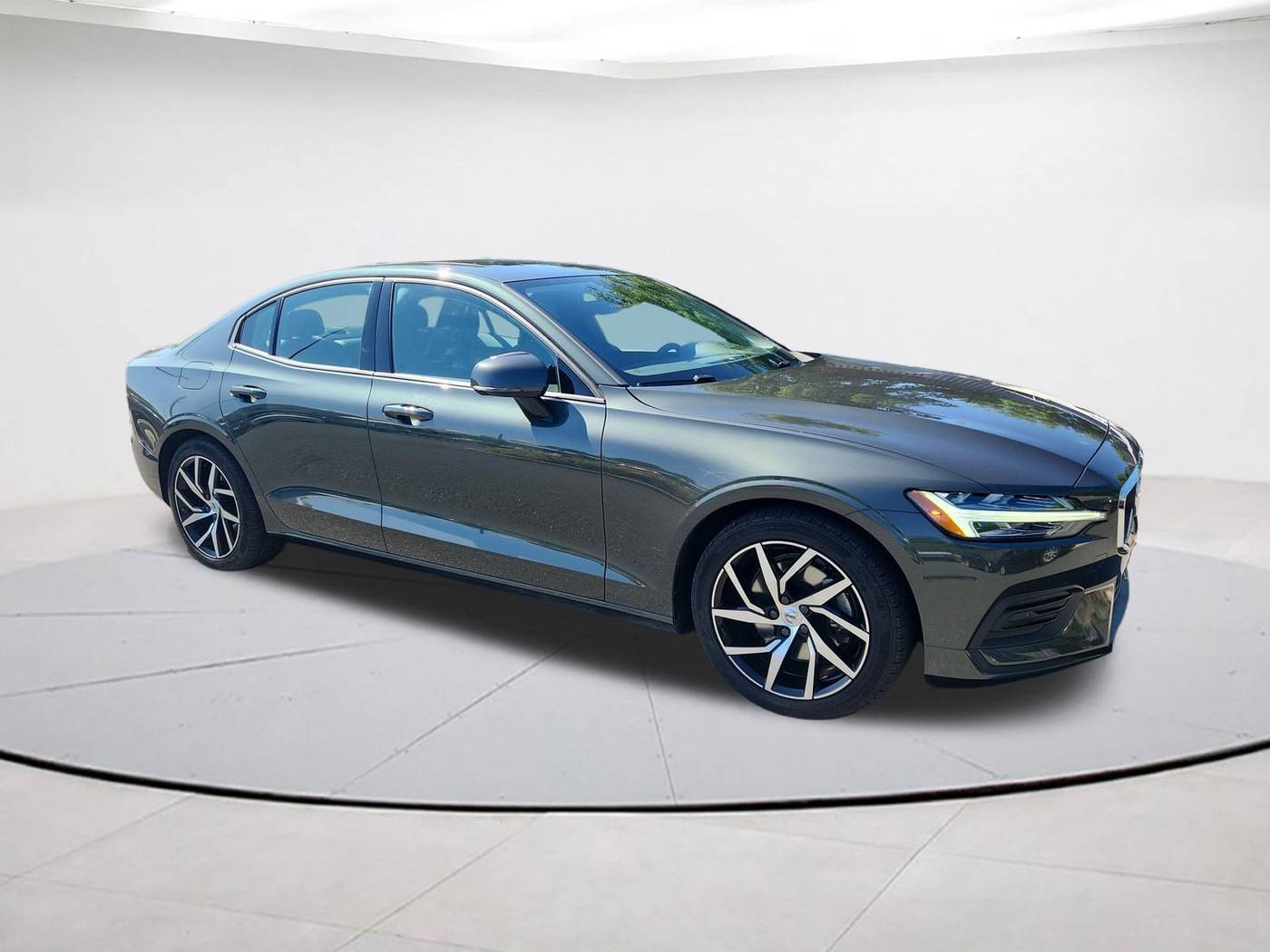 2019 Volvo S60 Momentum — Sedan — 41,519 mi — Falls Church, VA