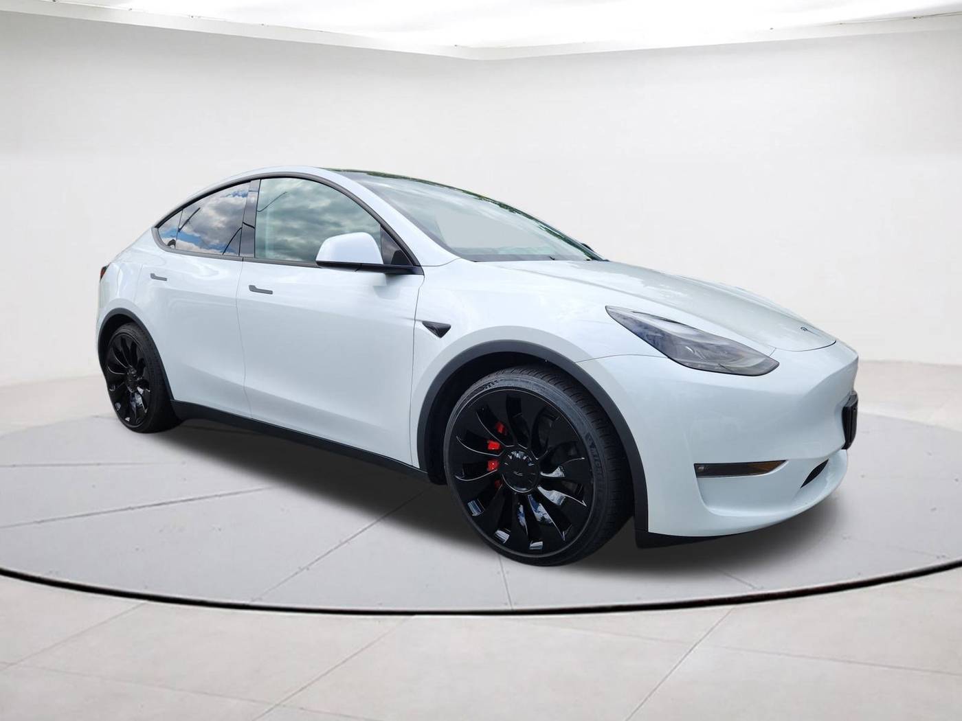 2023 Tesla Model Y Performance — SUV — 22,790 mi — Falls Church, VA