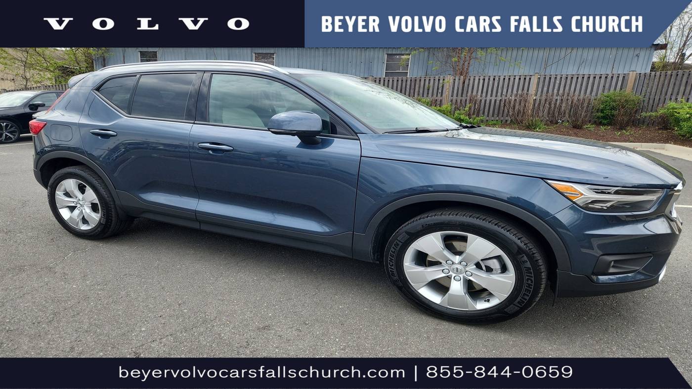 2021 Volvo XC40 Momentum — SUV — 16,554 mi — Falls Church, VA