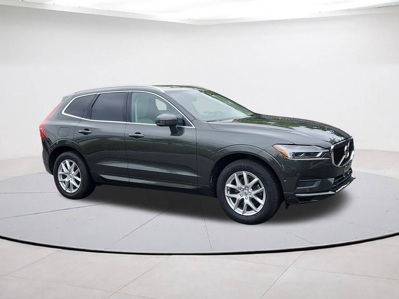 2019 Volvo XC60 Momentum — SUV — 72,376 mi — Falls Church, VA