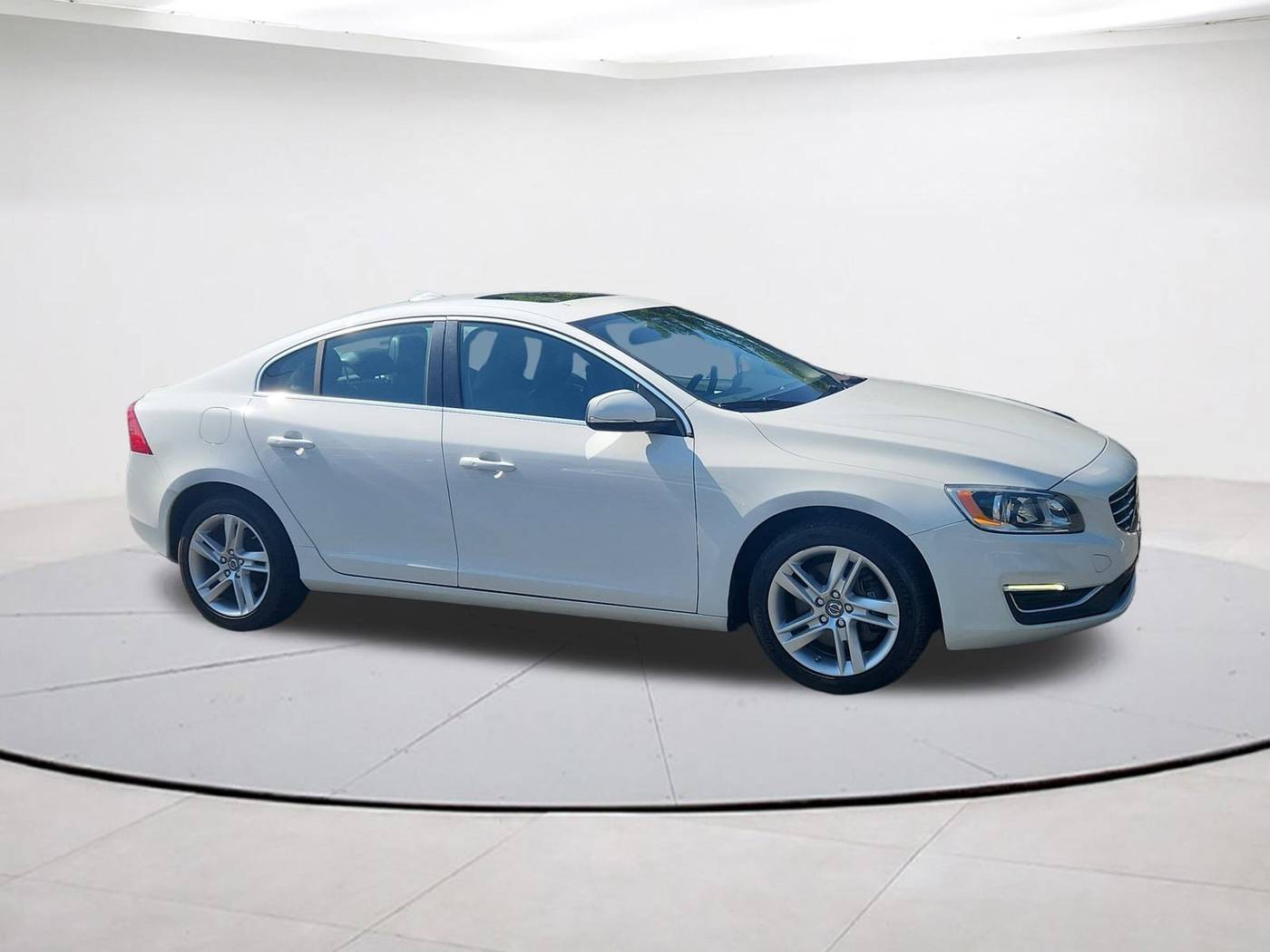 2014 Volvo S60 T5 — Sedan — 45,678 mi — Falls Church, VA