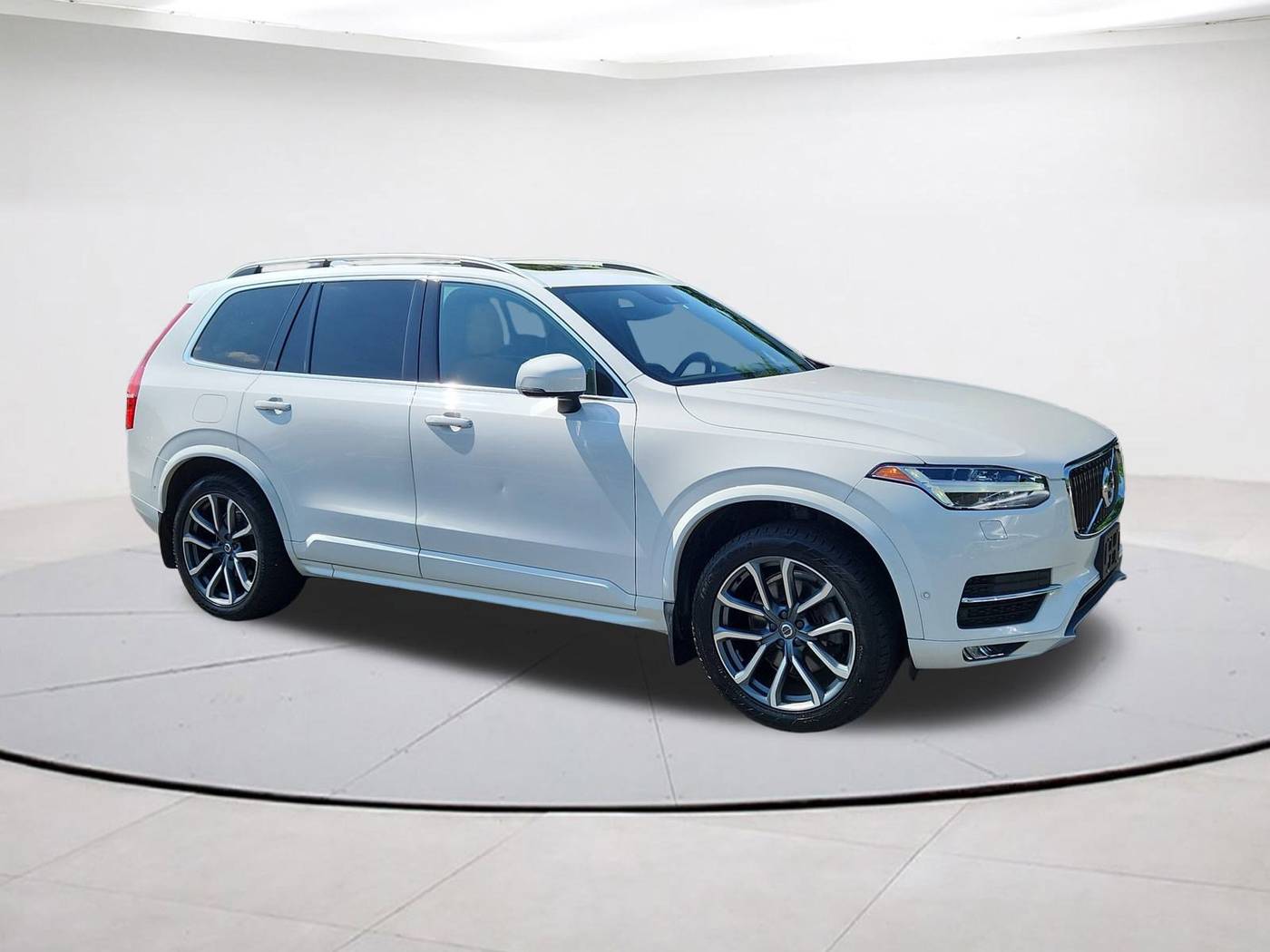 2019 Volvo XC90 Momentum — SUV — 93,587 mi — Falls Church, VA