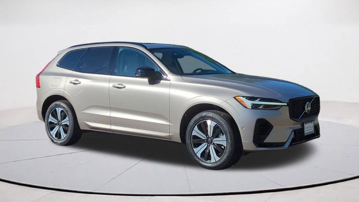 2025 Volvo XC60 Plug-In Hybrid Plus — SUV — 3,705 mi — Falls Church, VA