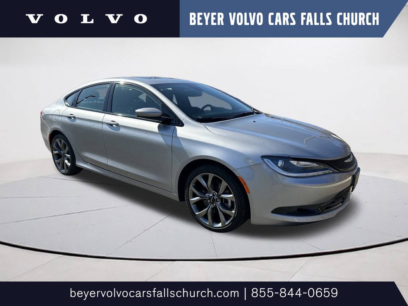 2015 Chrysler 200 S — Sedan — 32,471 mi — Falls Church, VA