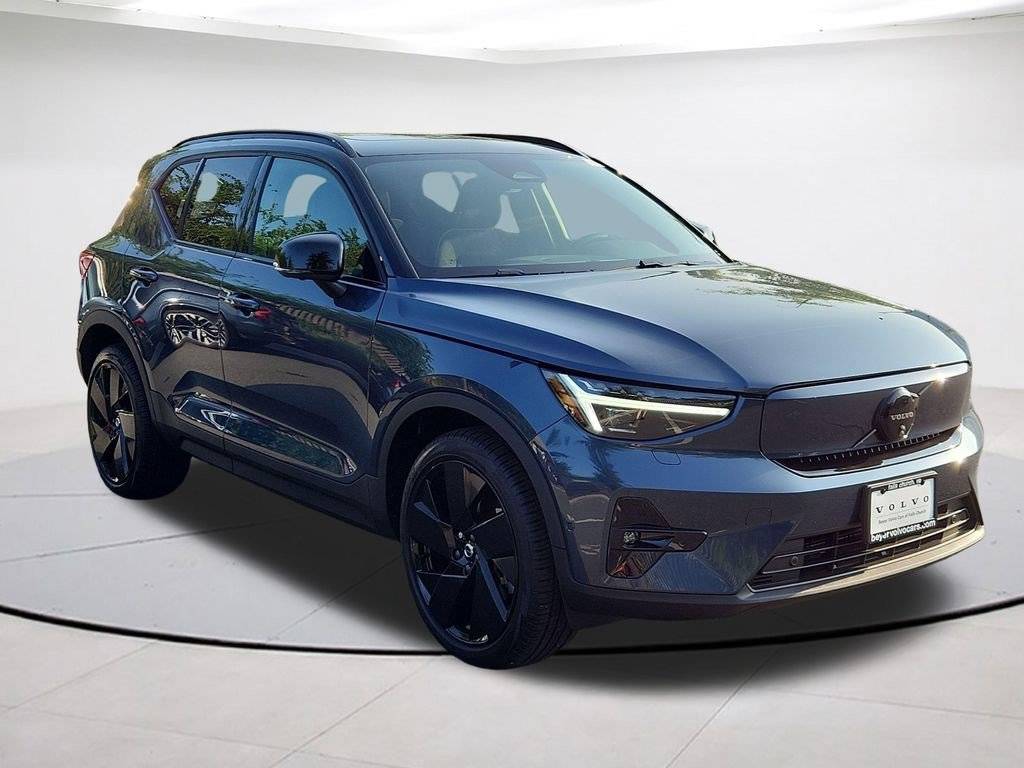 2026 Volvo EX40 Twin Ultra Black Edition