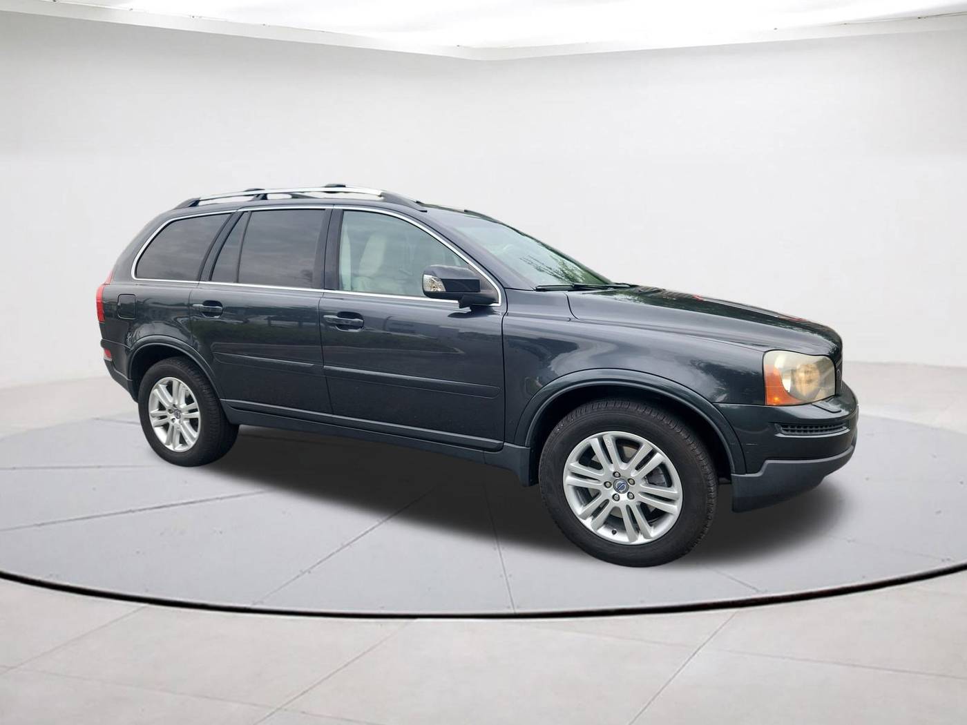 2010 Volvo XC90 3.2 — SUV — 156,825 mi — Falls Church, VA