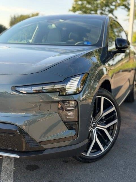 2027 Volvo EX60 P10 Ultra