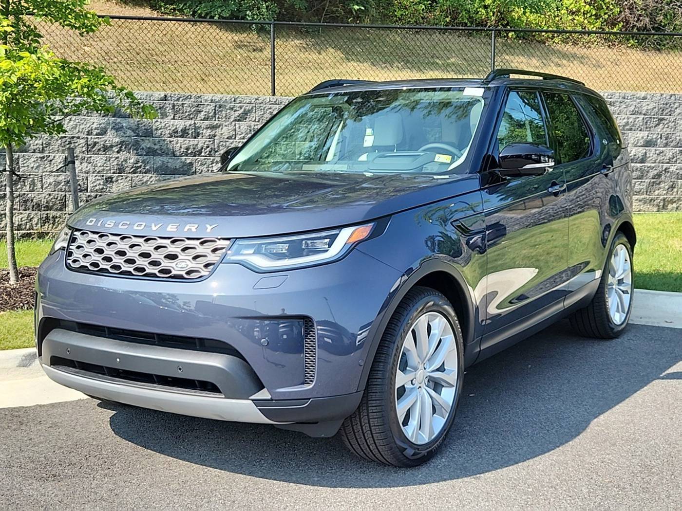 2024 Land Rover Discovery S — SUV — 4,900 mi — Alexandria, VA