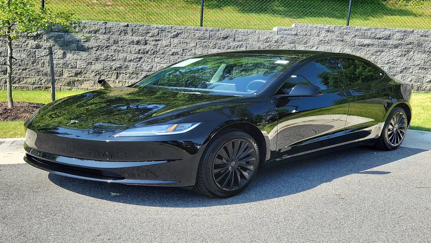 2025 Tesla Model 3 Long Range — Sedan — 5,469 mi — Alexandria, VA