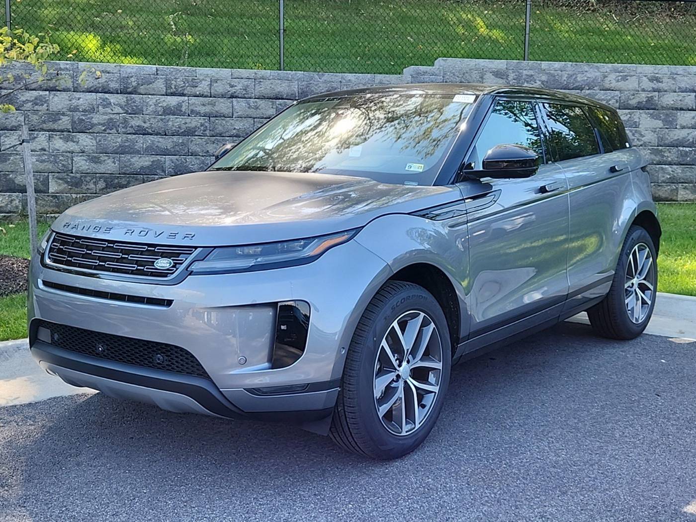 2025 Land Rover Range Rover Evoque S — SUV — 5,631 mi — Alexandria, VA
