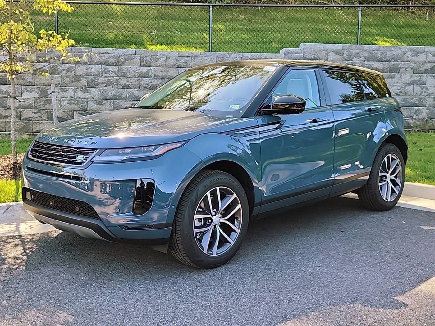 2025 Land Rover Range Rover Evoque S — SUV — 6 mi — Alexandria, VA