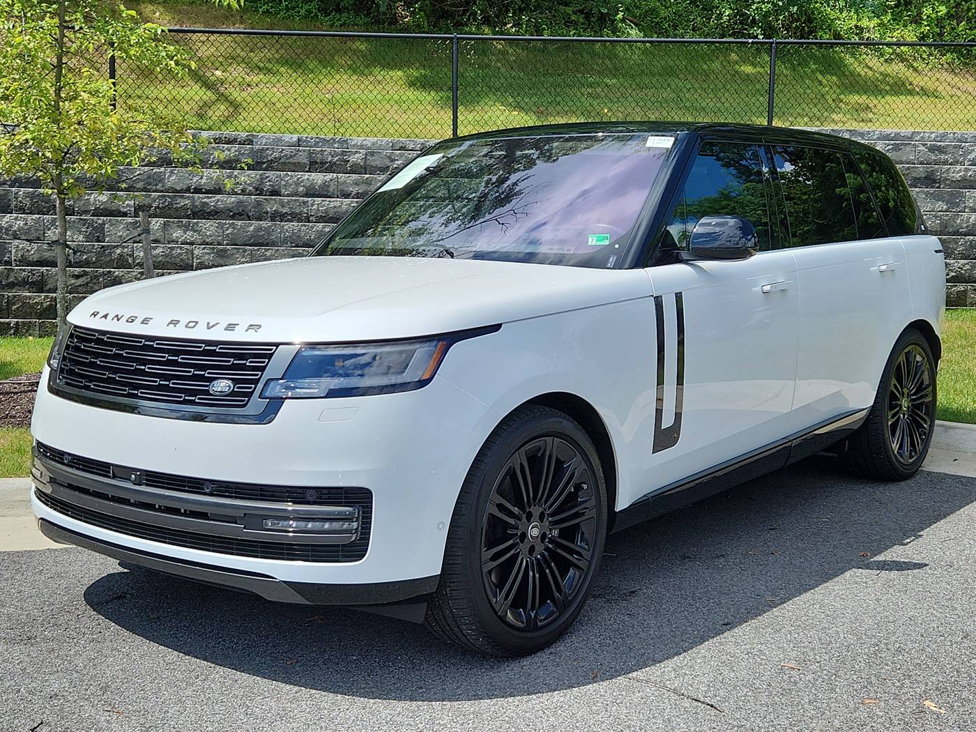 2023 Land Rover Range Rover SE — SUV — 16,703 mi — Alexandria, VA