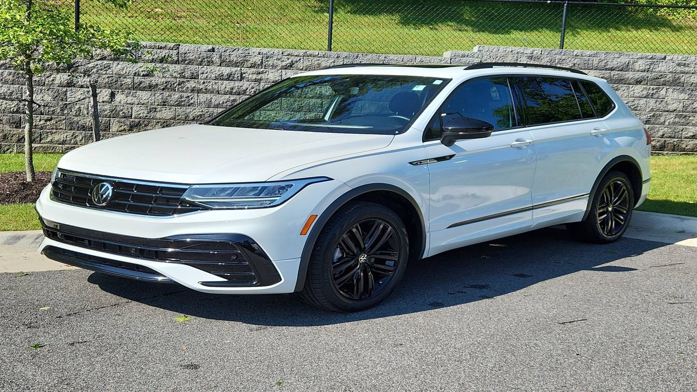 2022 Volkswagen Tiguan SE R-Line Black — SUV — 51,929 mi — Alexandria, VA