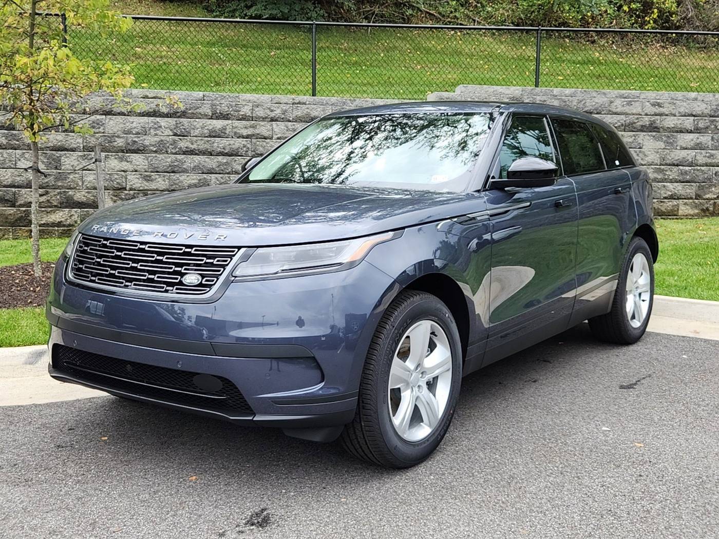 2025 Land Rover Range Rover Velar S — SUV — 4,872 mi — Alexandria, VA