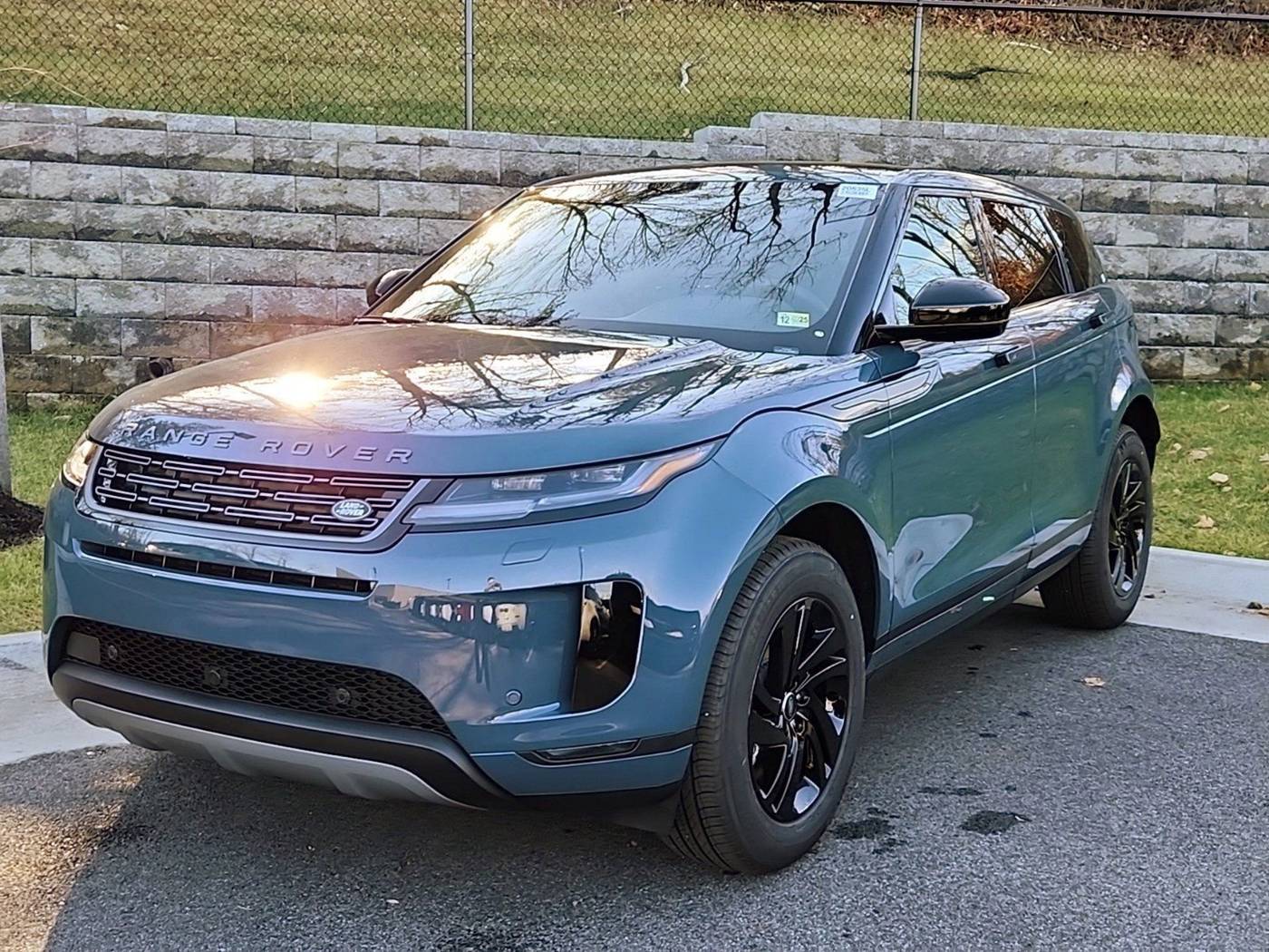 2025 Land Rover Range Rover Evoque S — SUV — 5,565 mi — Alexandria, VA