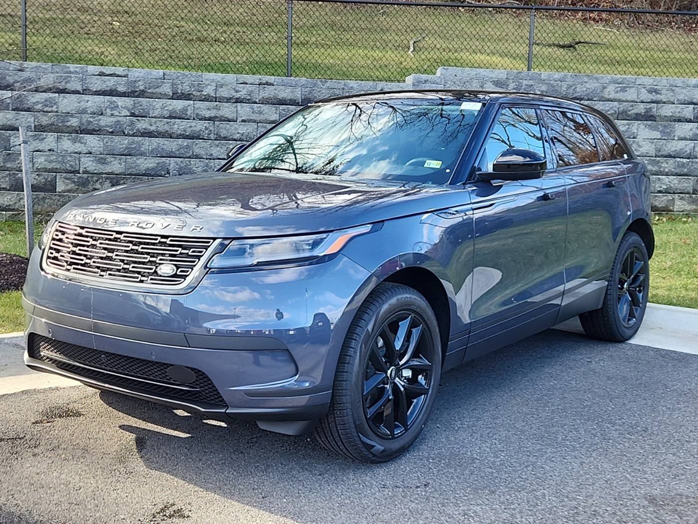 2025 Land Rover Range Rover Velar S — SUV — 4,971 mi — Alexandria, VA
