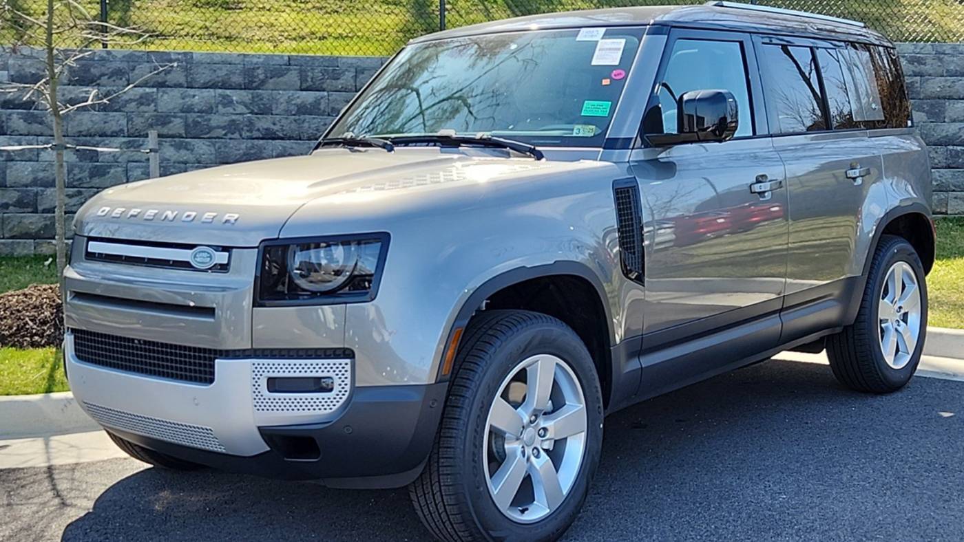 2024 Land Rover Defender S — SUV — 6,282 mi — Alexandria, VA