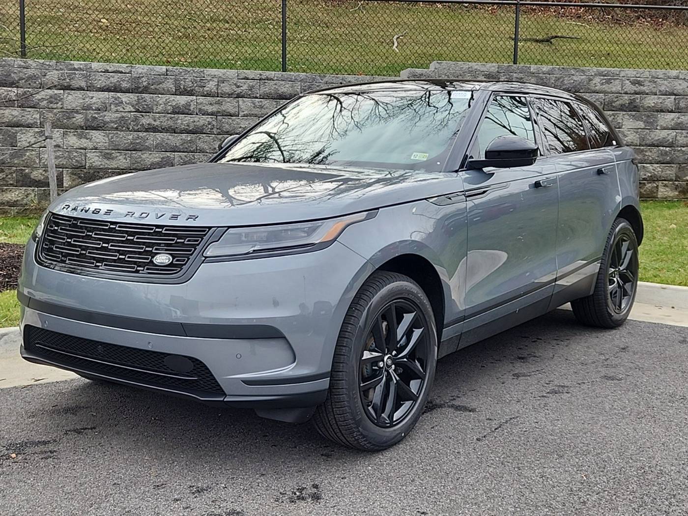2025 Land Rover Range Rover Velar S — SUV — 3,742 mi — Alexandria, VA