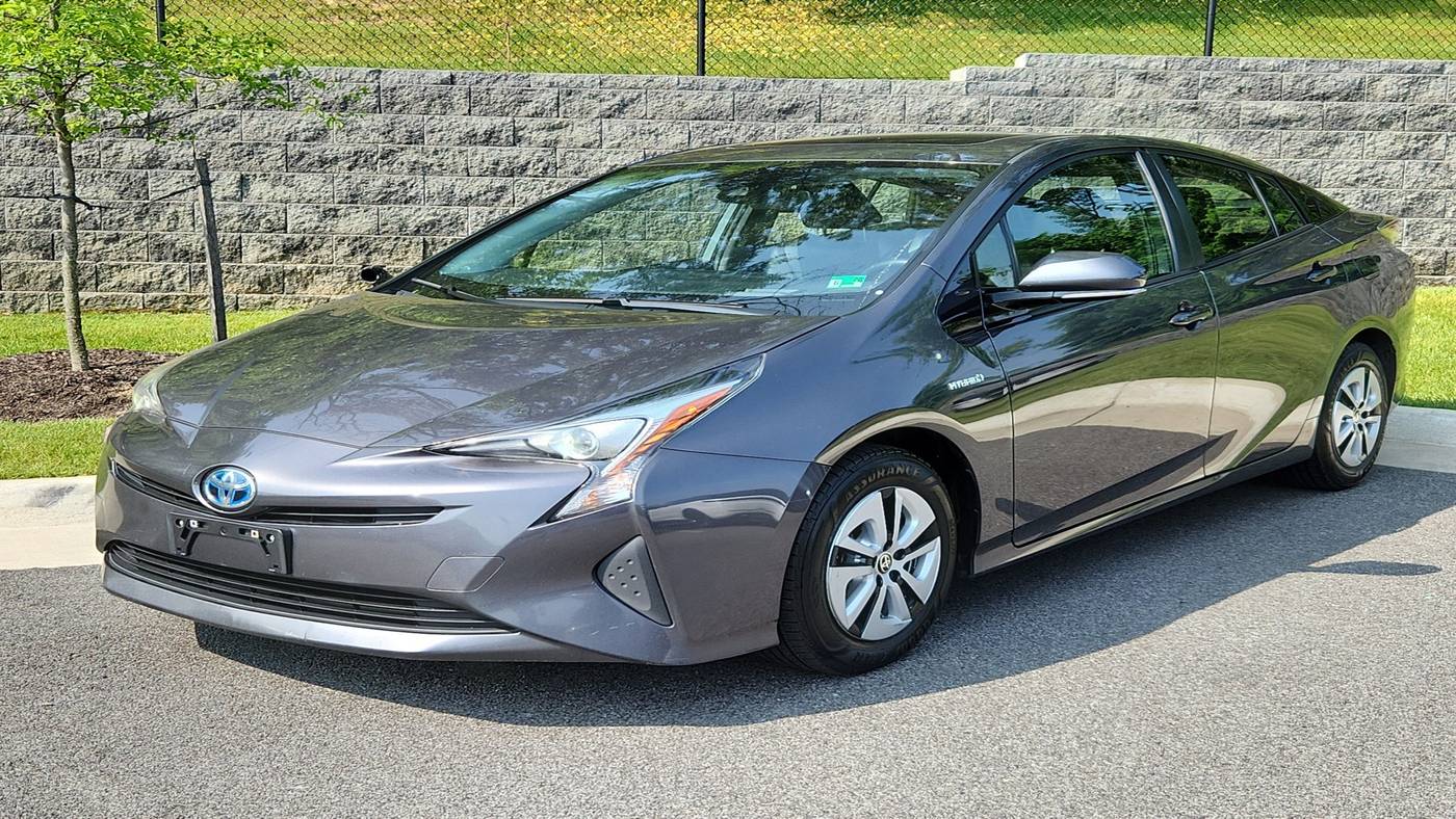 2017 Toyota Prius Four — Hatchback — 125,728 mi — Alexandria, VA