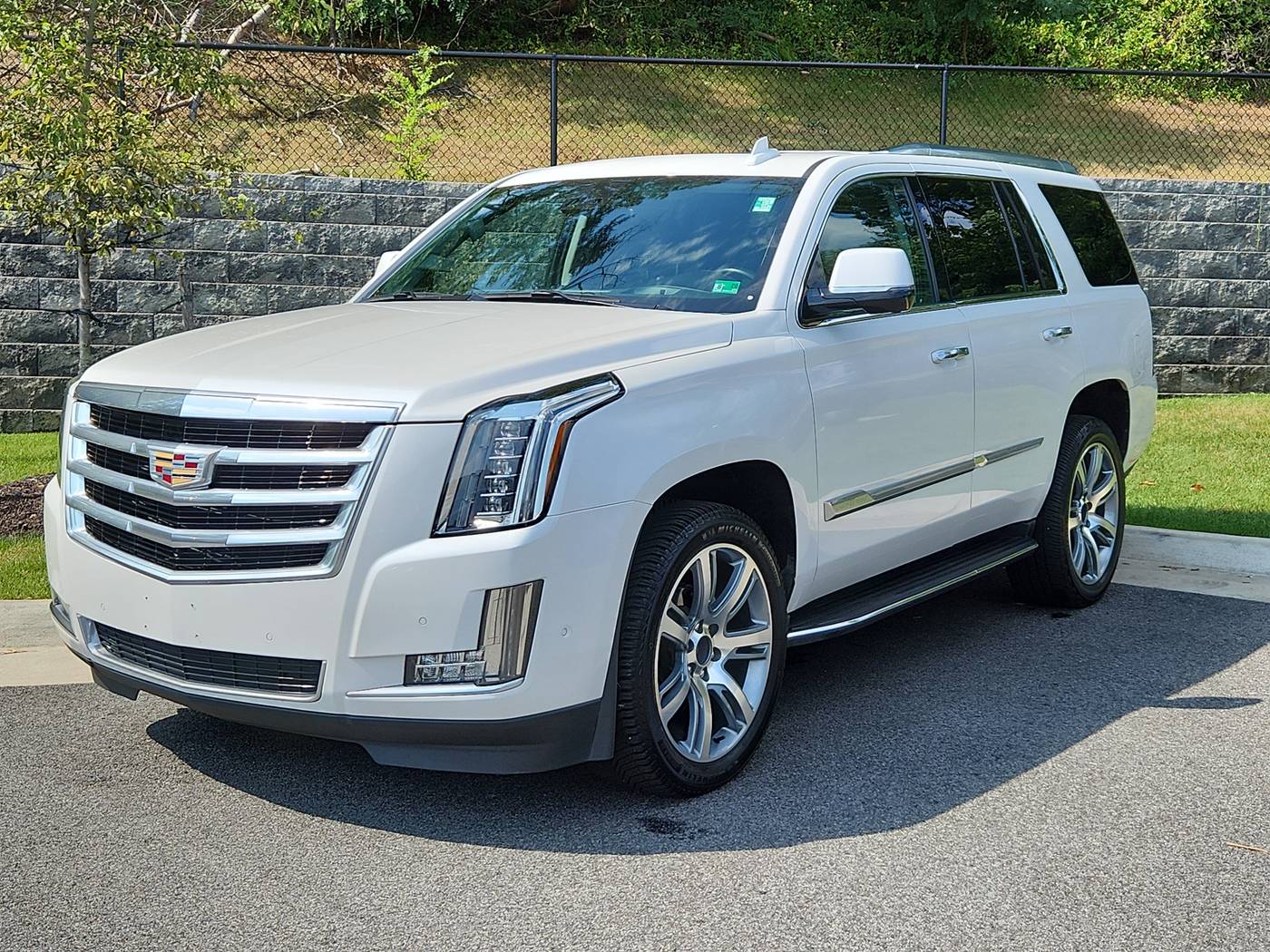 2019 Cadillac Escalade Luxury — SUV — 96,073 mi — Alexandria, VA