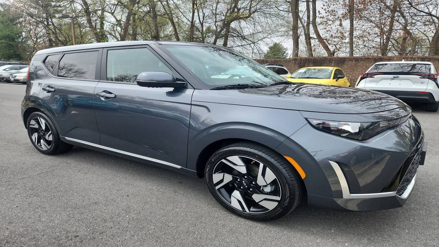 2023 Kia Soul GT-Line — Hatchback — 19,367 mi — Alexandria, VA