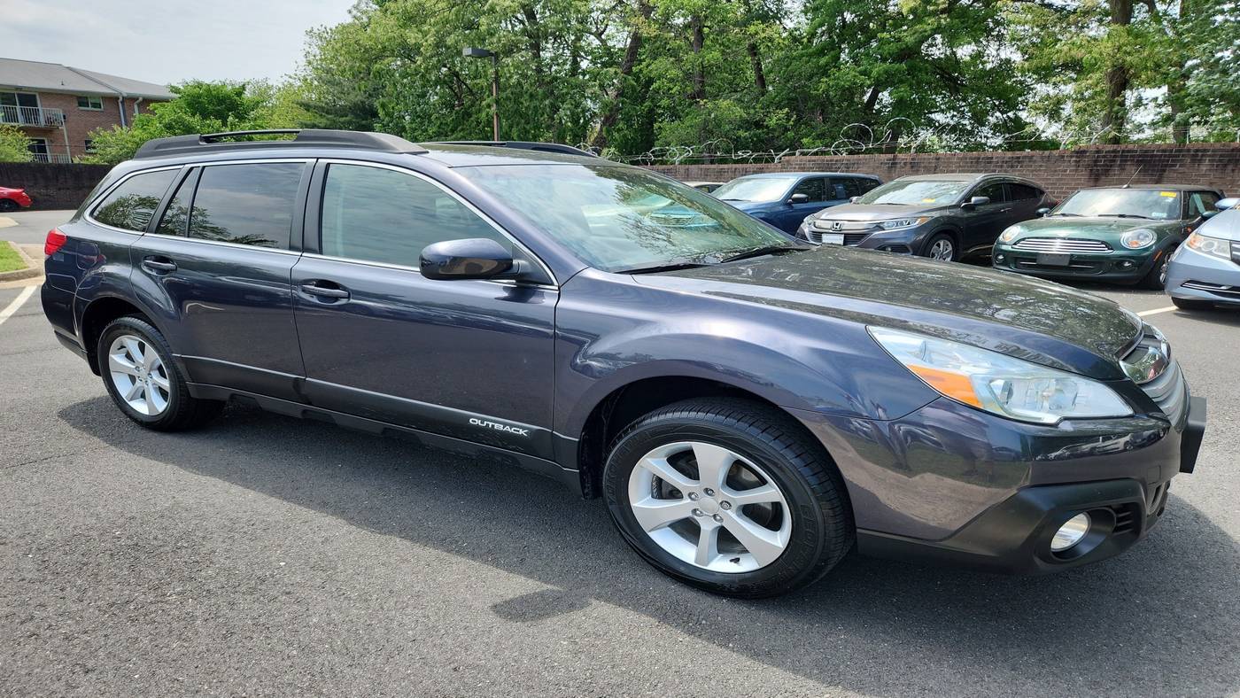 2013 Subaru Outback 2.5i Premium — SUV — 144,502 mi — Alexandria, VA
