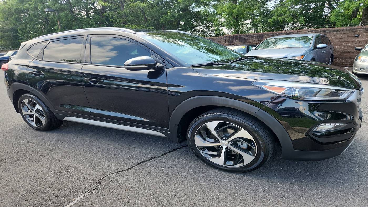 2017 Hyundai Tucson Sport — SUV — 83,226 mi — Alexandria, VA