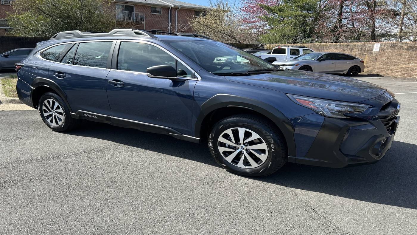 2024 Subaru Outback Standard — SUV — 34,936 mi — Alexandria, VA