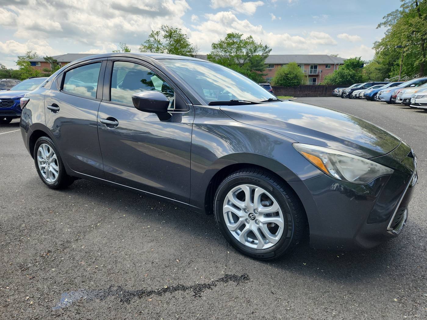 2017 Toyota Yaris iA Base — Sedan — 90,625 mi — Alexandria, VA