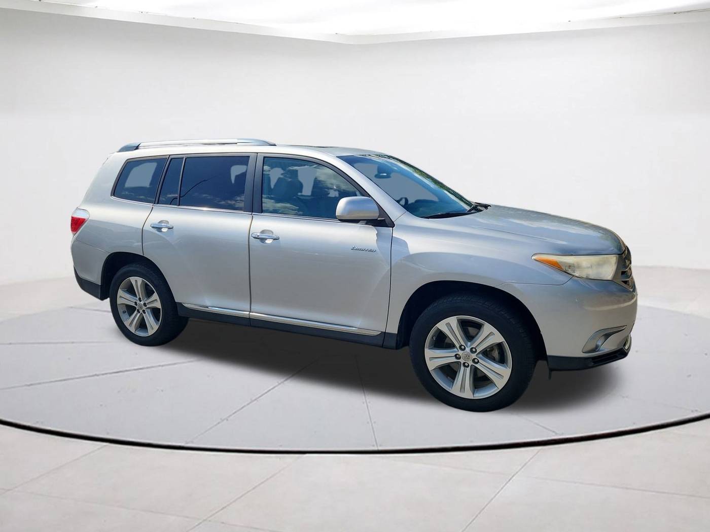 2013 Toyota Highlander Limited — SUV — 53,476 mi — Falls Church, VA
