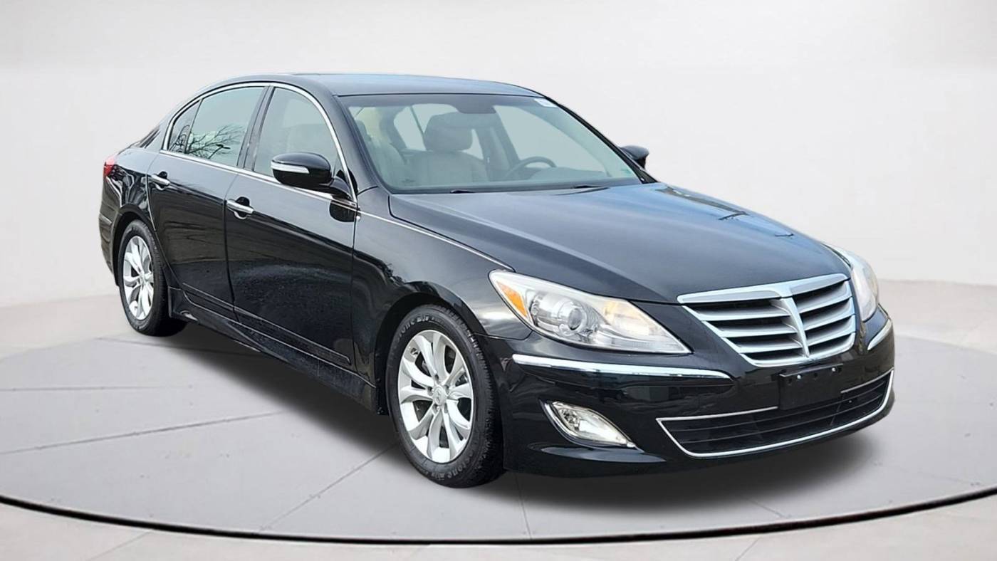 2012 Hyundai Genesis 3.8 — Sedan — 102,321 mi — Falls Church, VA