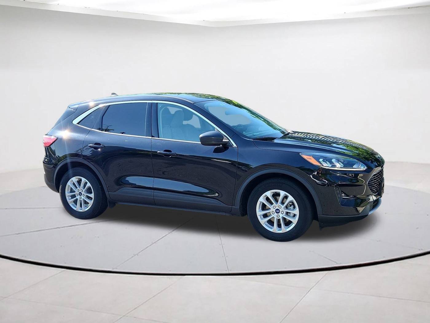 2020 Ford Escape SE — SUV — 60,579 mi — Falls Church, VA