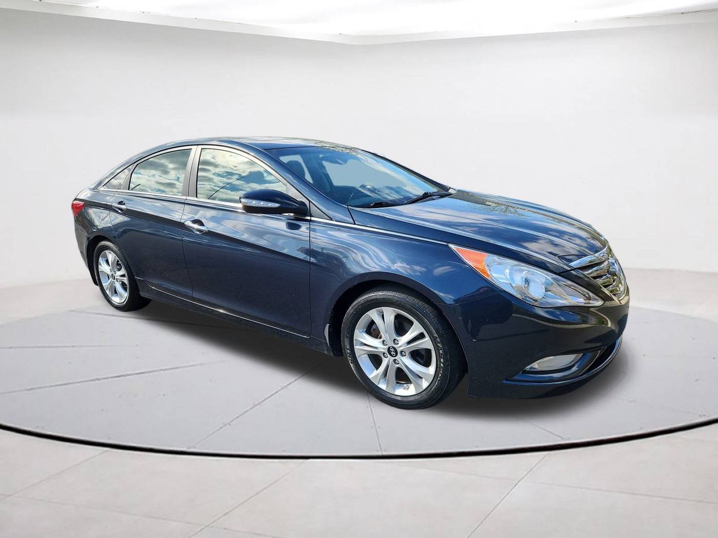2011 Hyundai Sonata Limited — Sedan — 79,430 mi — Falls Church, VA
