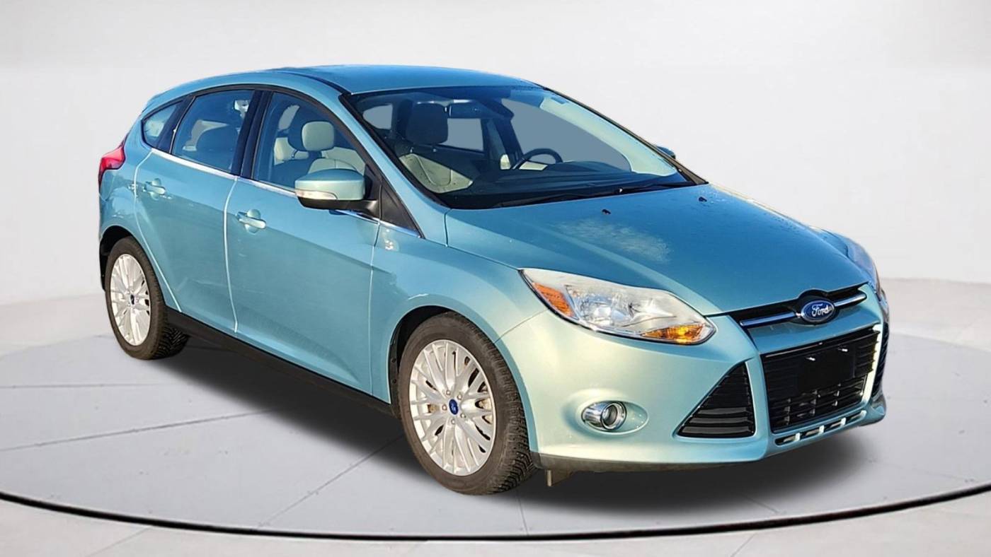 2012 Ford Focus SEL — Hatchback — 59,600 mi — Falls Church, VA