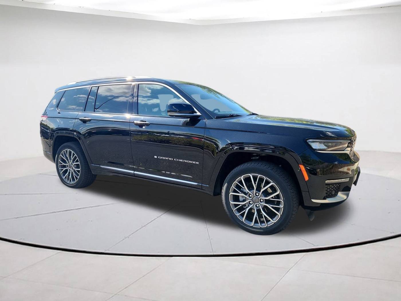 2021 Jeep Grand Cherokee Summit Reserve — SUV — 21,387 mi — Falls Church, VA