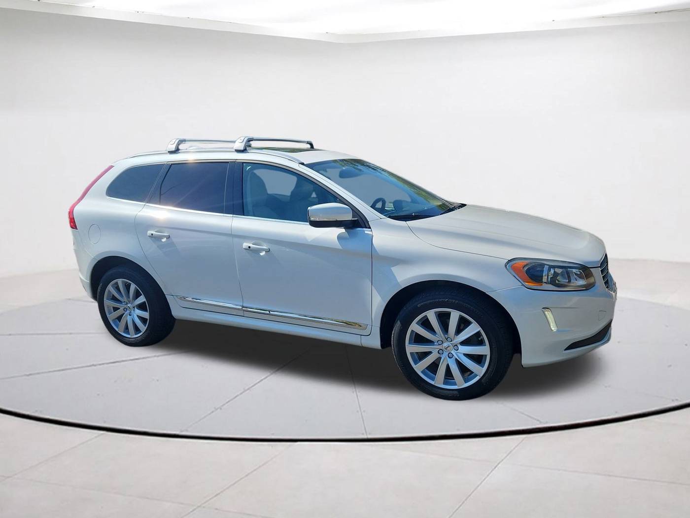 2014 Volvo XC60 3.0 — SUV — 137,000 mi — Falls Church, VA