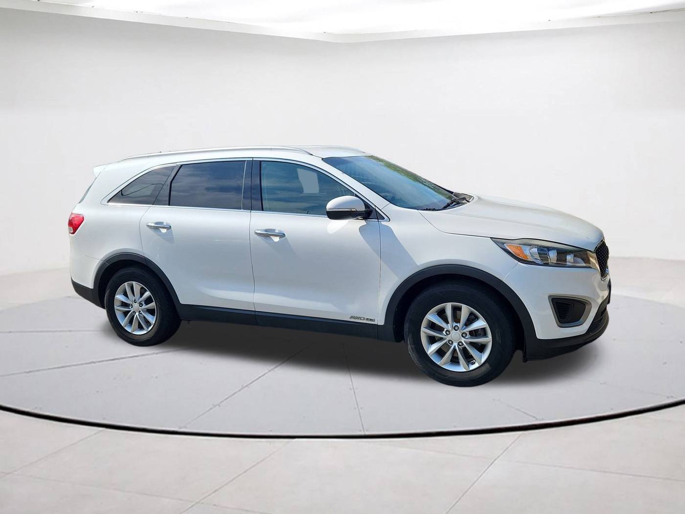 2016 Kia Sorento LX V6 — SUV — 103,823 mi — Falls Church, VA