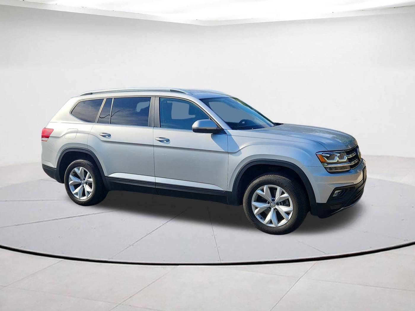 2018 Volkswagen Atlas SE with Technology — SUV — 102,530 mi — Falls Church, VA