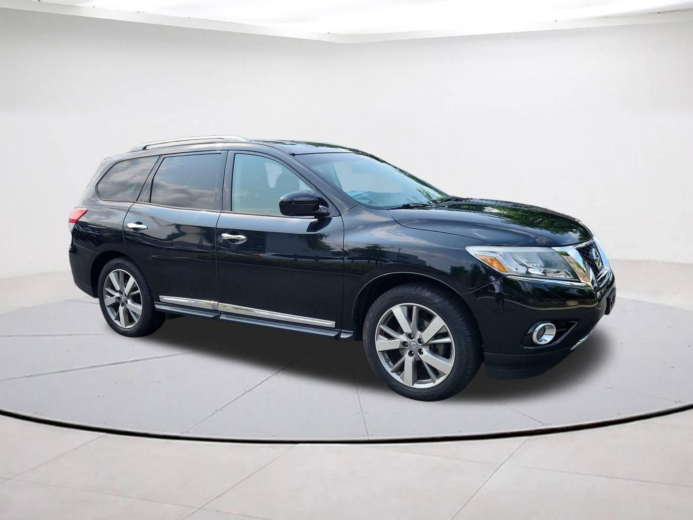 2014 Nissan Pathfinder Platinum — SUV — 54,194 mi — Falls Church, VA