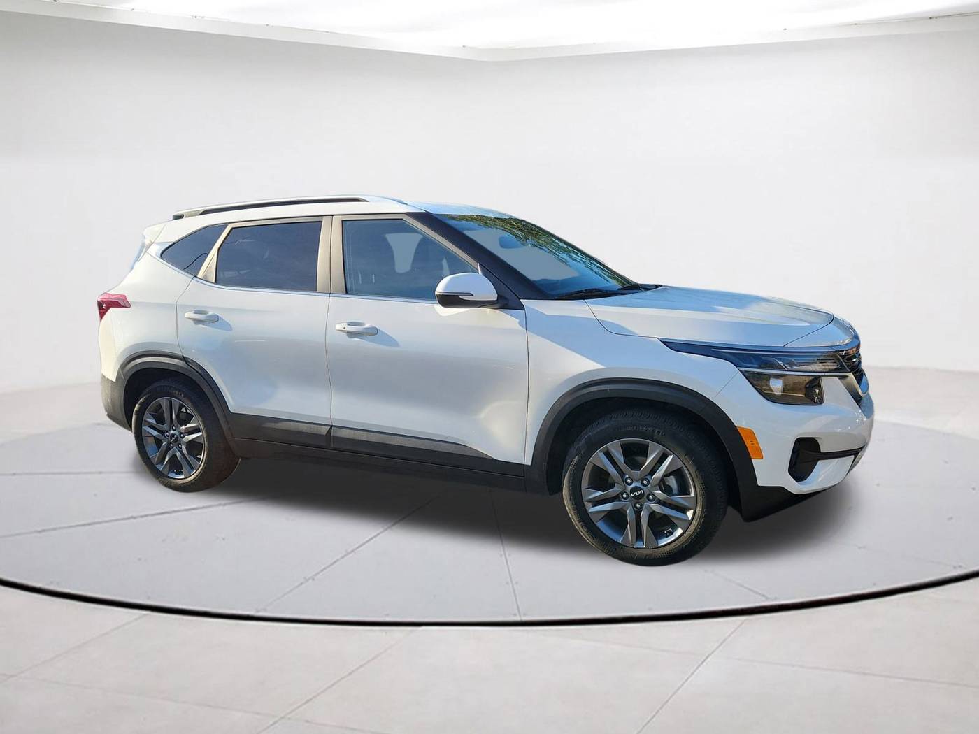 2023 Kia Seltos S — SUV — 19,013 mi — Falls Church, VA