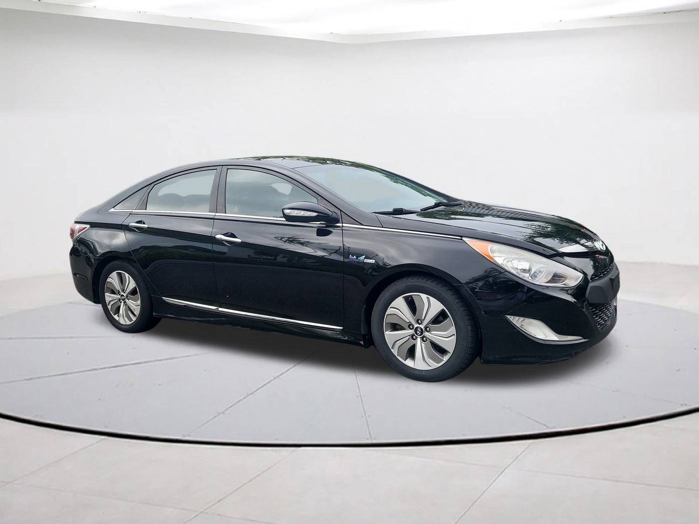 2013 Hyundai Sonata Hybrid Limited — Sedan — 150,013 mi — Falls Church, VA