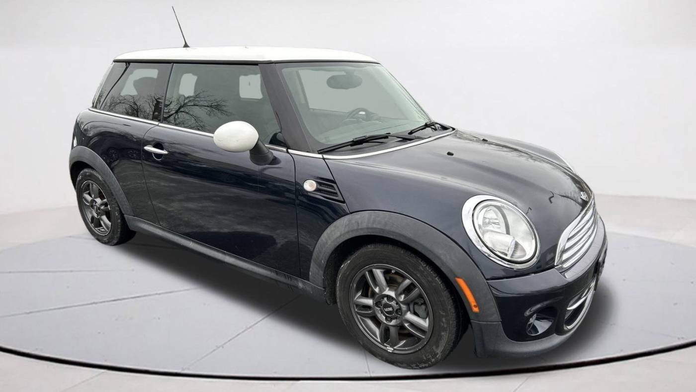 2013 MINI Hardtop Cooper — Hatchback — 118,051 mi — Falls Church, VA