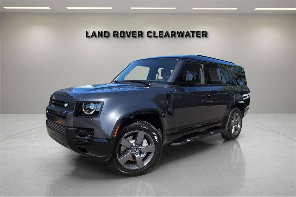 2025 Land Rover Defender 130 P400 X-Dynamic SE