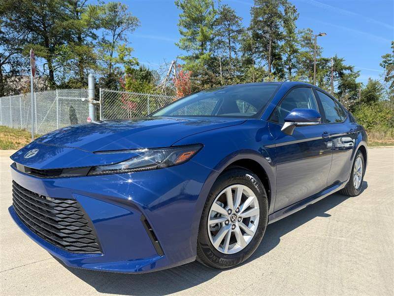 2025 Toyota Camry Hybrid LE — Sedan — 5,170 mi — Fredricksburg, VA