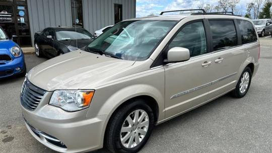 2016 Chrysler Town & Country Touring — Minivan — 167,184 mi — Fredricksburg, VA