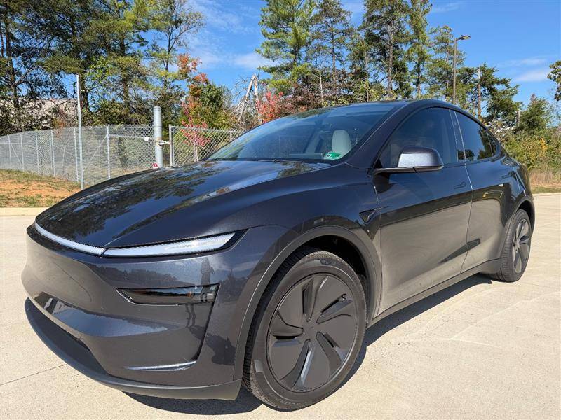2026 Tesla Model Y Long Range — SUV — 865 mi — Fredricksburg, VA