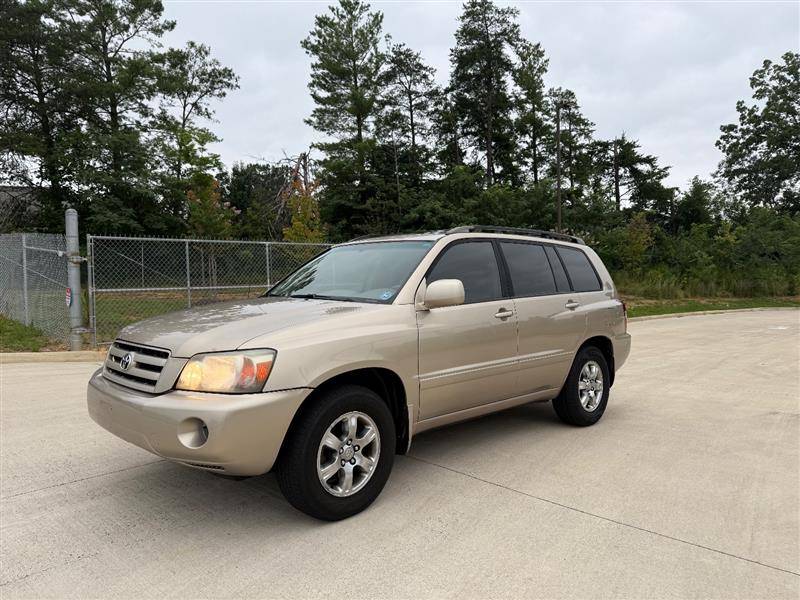 2004 Toyota Highlander Base V6 — SUV — 204,532 mi — Fredricksburg, VA