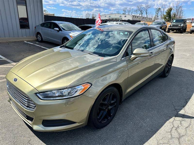 2013 Ford Fusion SE — Sedan — 97,690 mi — Fredricksburg, VA