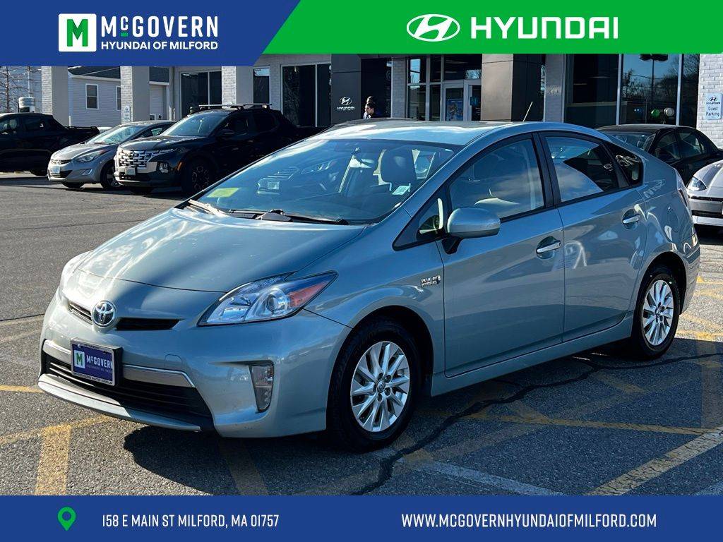 2013 Toyota Prius Advanced — Hatchback — 101,424 mi — Milford, MA