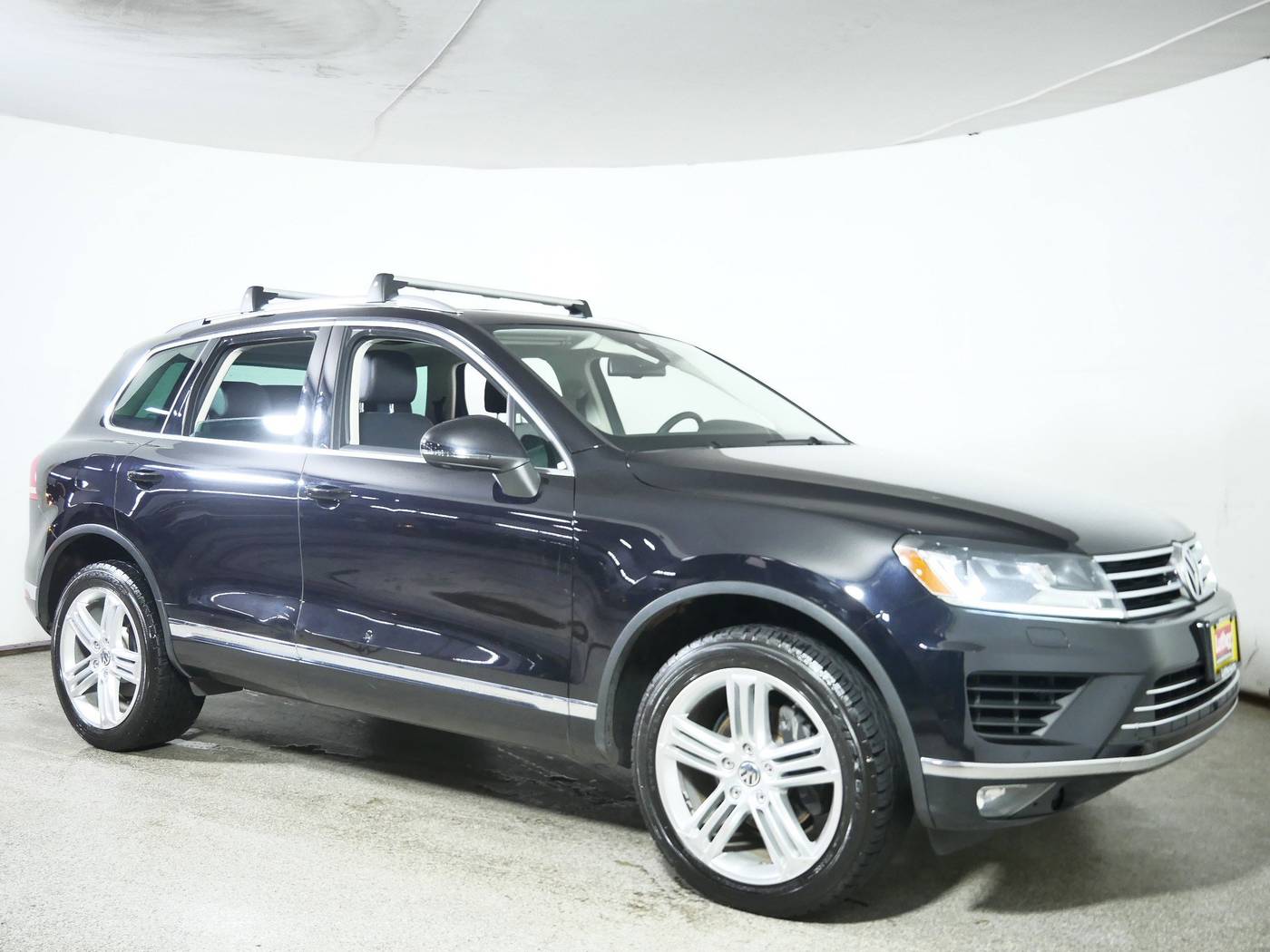 2016 Volkswagen Touareg V6 Executive — SUV — 85,353 mi — Golden Valley, MN